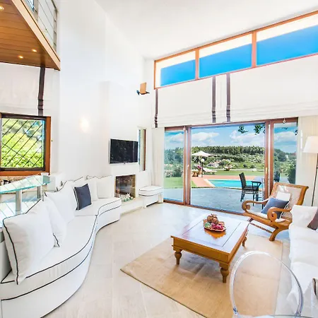 Vila The Sani Jewels, Urania With Pool *