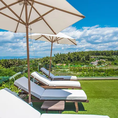 Villa The Sani Jewels, Urania With Pool