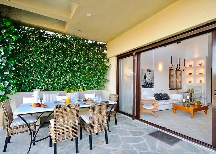 Villa The Sani Jewels, Urania *
